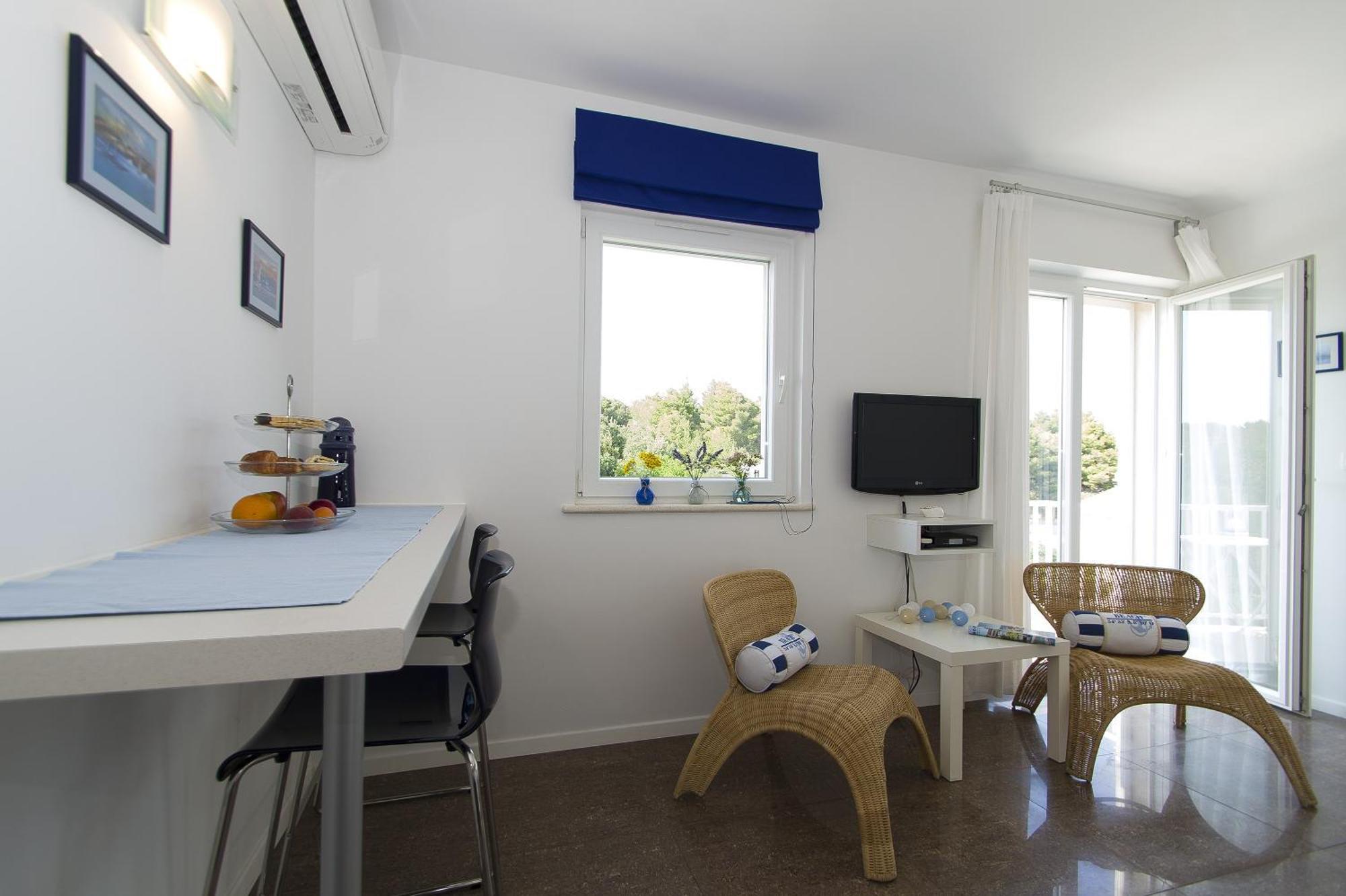 Apartments Villa Olea Lumbarda Ngoại thất bức ảnh